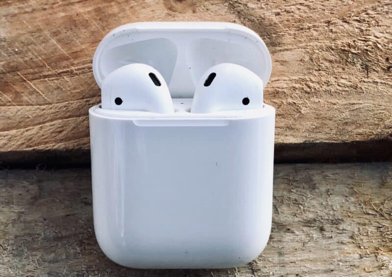 how to reset airpods