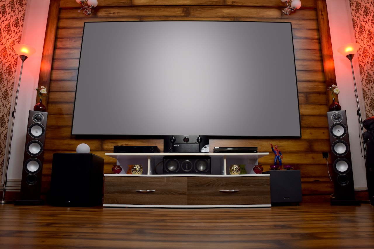 what is multi-channel home theater