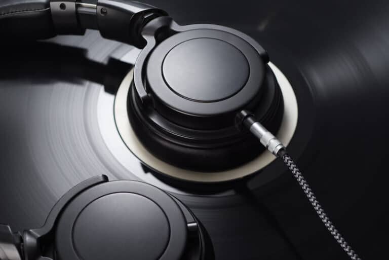 10 Best Headphones for Classical Music in 2022