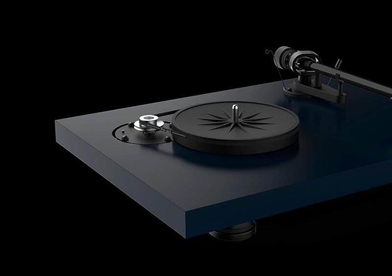 Pro-Ject Debut Carbon Evo design